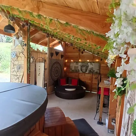 La De L'o Re Des Bois , Bain Norvegien, Sauna, Massages Laussonne